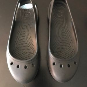 Black Flat Crocs